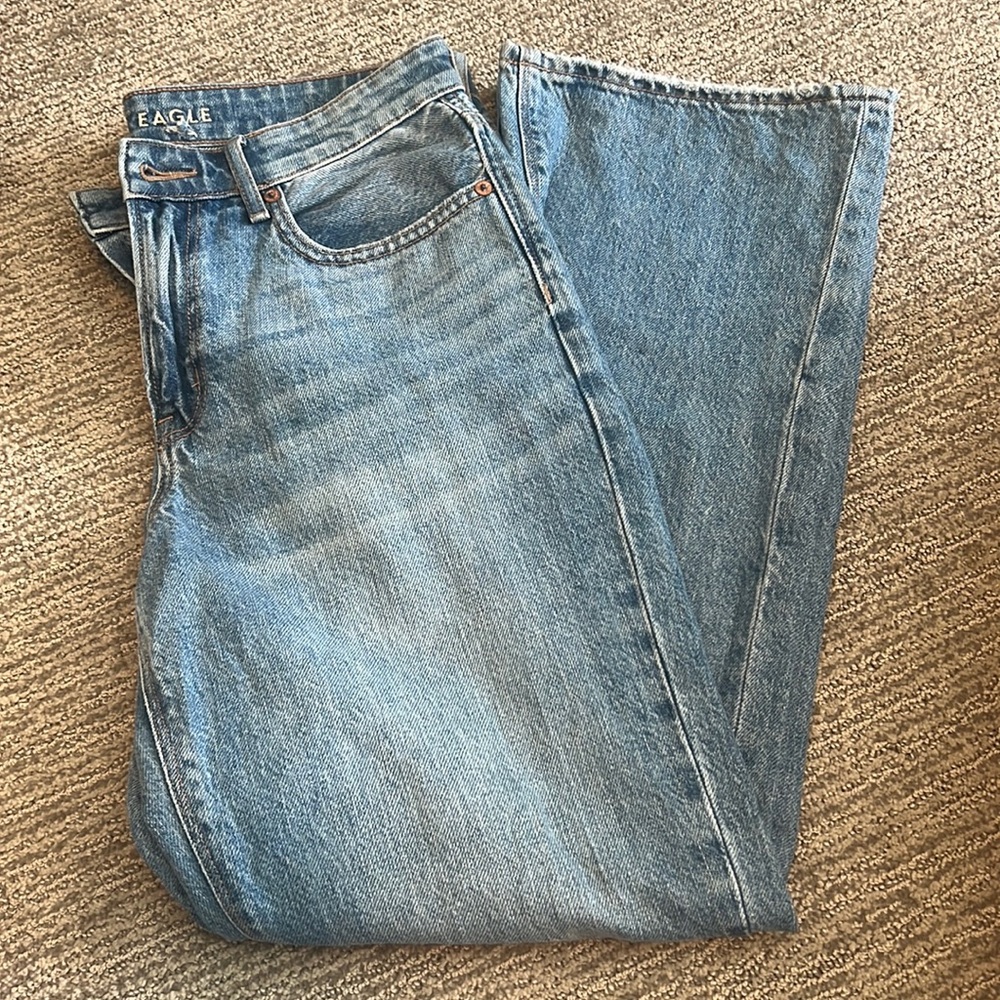 Bootcut American Eagle jeans size 8 short
